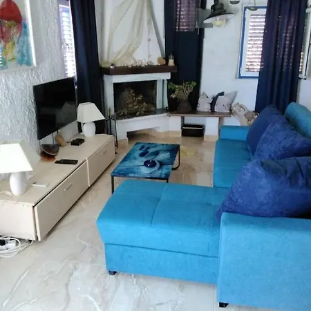 House Kapetan Nono