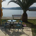 House Kapetan Nono Drace
