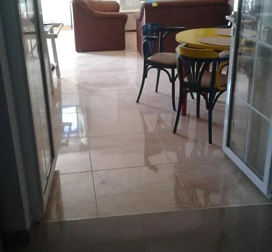 Semesterbostad House Kapetan Nono *