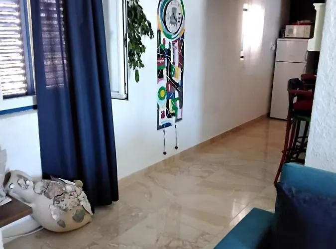 Semesterbostad House Kapetan Nono Drače