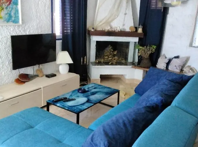 House Kapetan Nono Semesterbostad *