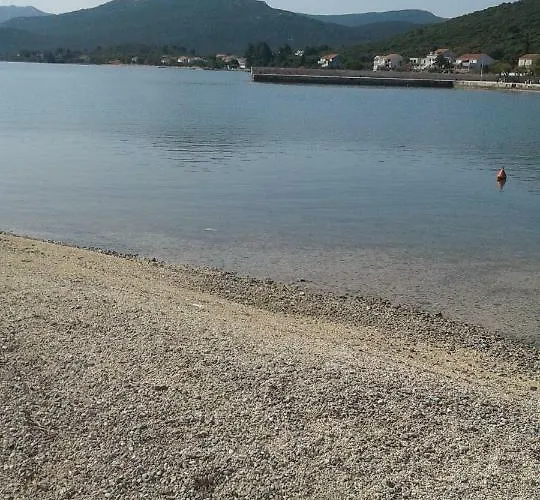 House Kapetan Nono Semesterbostad