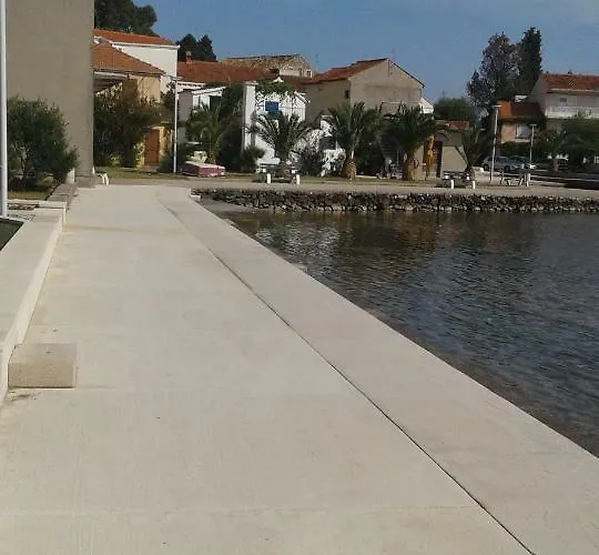 House Kapetan Nono Semesterbostad Drače