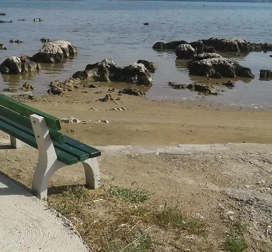 Semesterbostad House Kapetan Nono