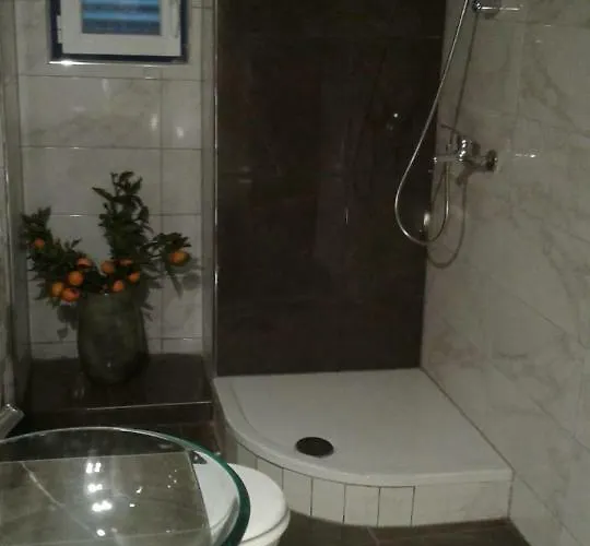 Semesterbostad House Kapetan Nono *