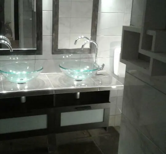 House Kapetan Nono *